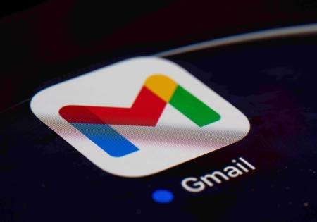 Main image depicting Gmail security features and cyber threat landscape.